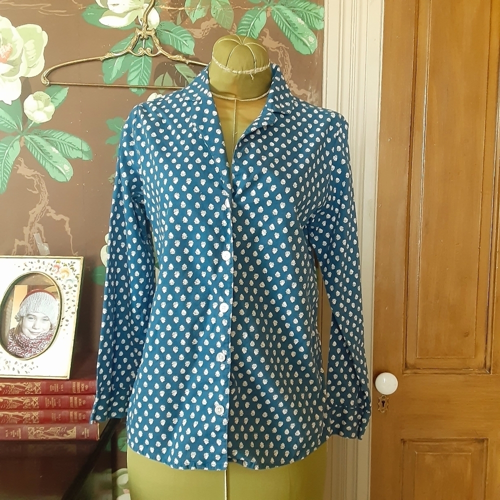 Old Navy Blue Floral Button Down Shirt Womens XS Cotton Cottagecore Boho